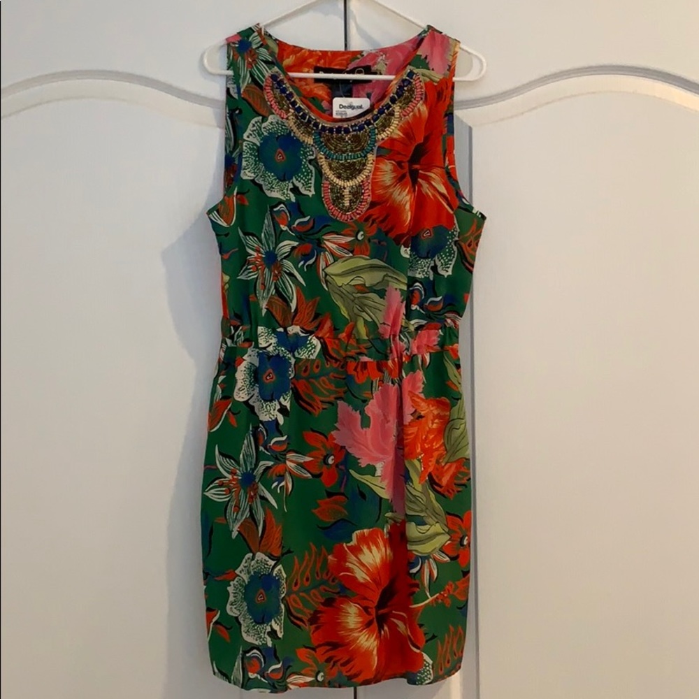 Deisgual dress, NWT